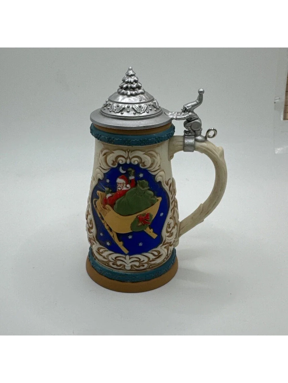 Hallmark Keepsake 2012 Ornament Beer Stein German Style Santa Sleigh With Box